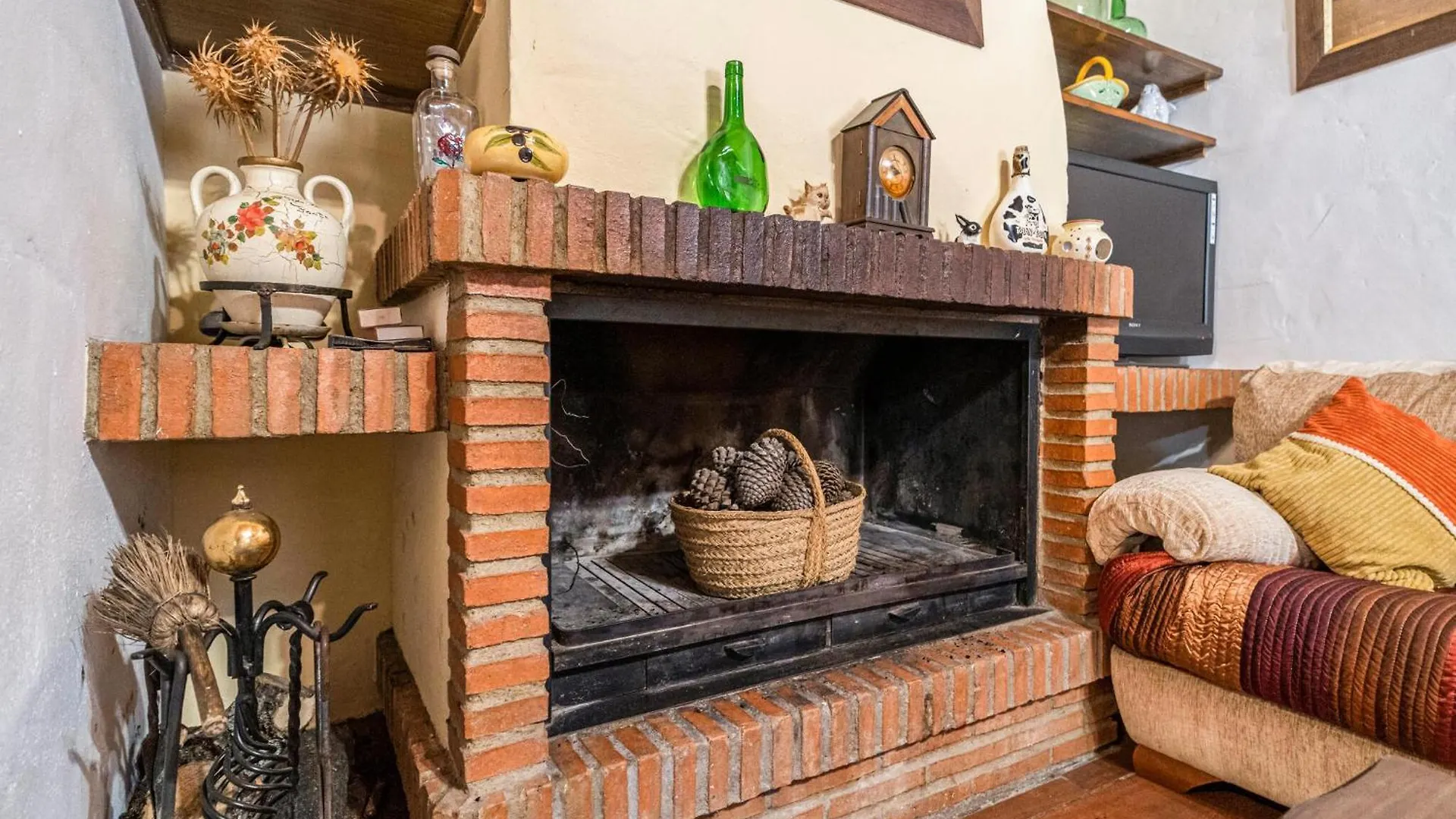 Cozy Home In Jubrique With House A Panoramic View