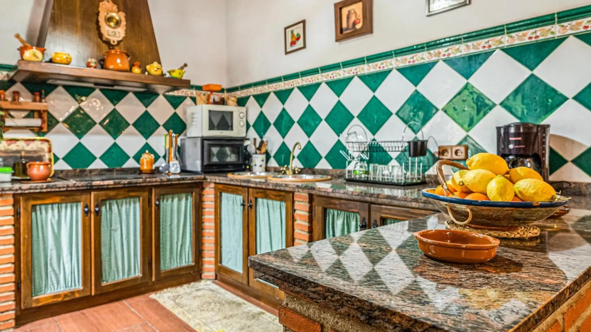 Cozy Home In Jubrique With House A Panoramic View Holiday home